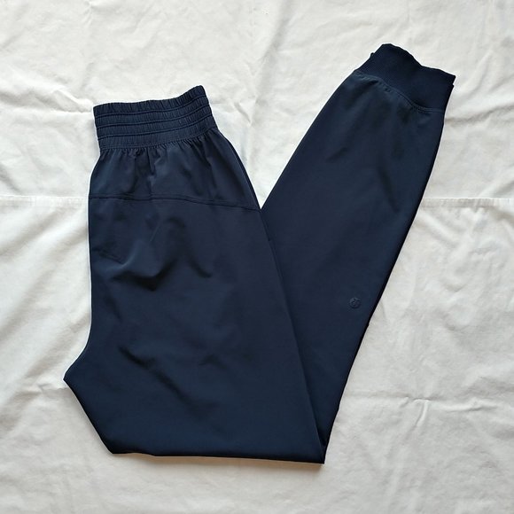 Lululemon Wanderer Jogger Full Length - Picture 9 of 16